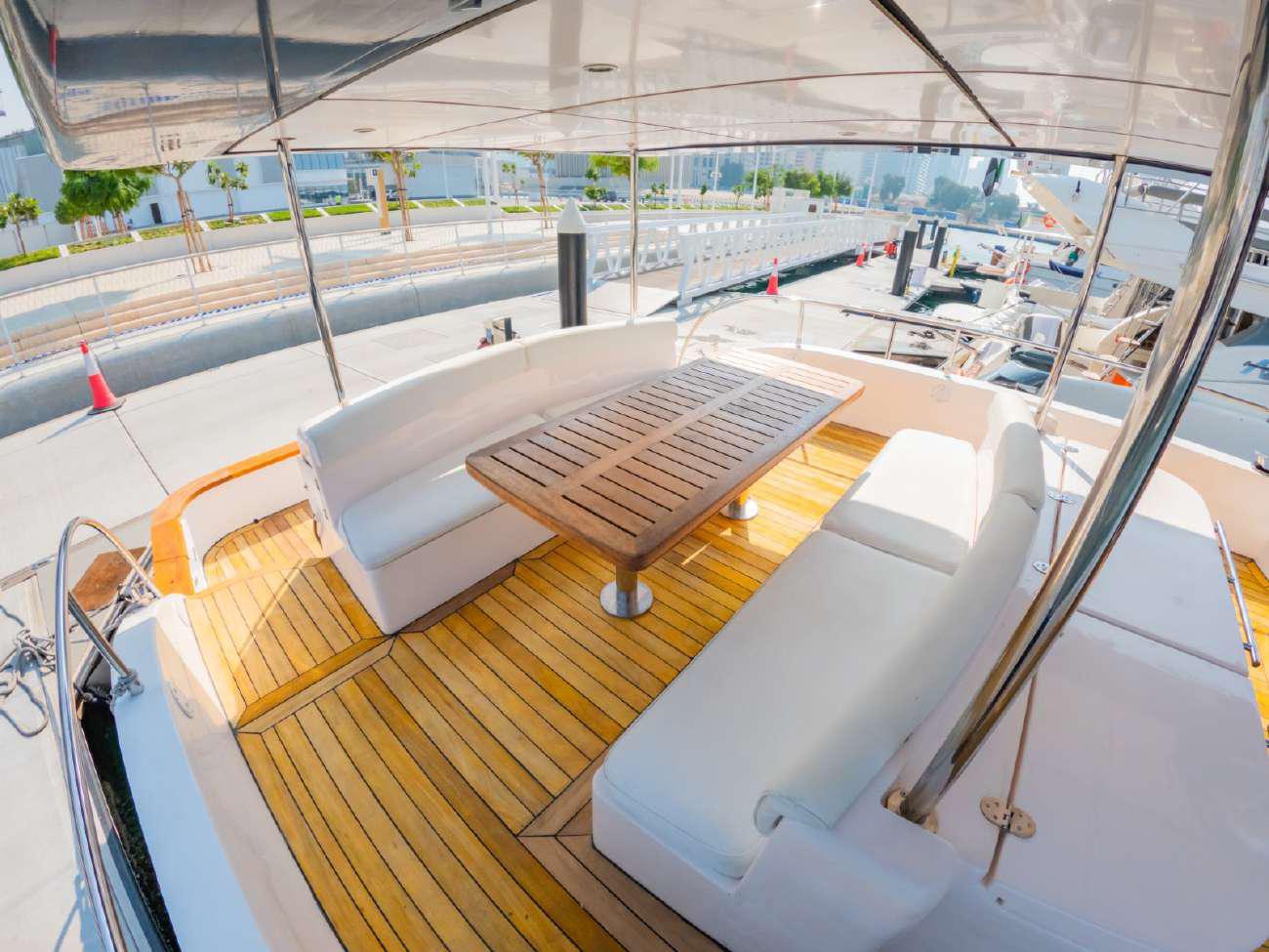 65ft yacht from outside